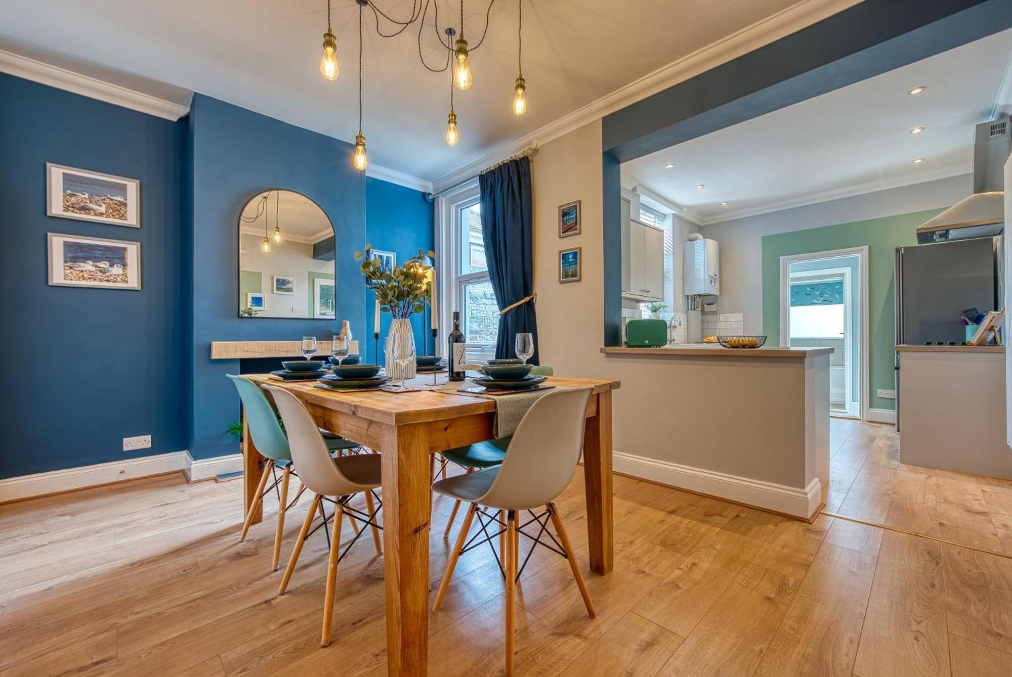 2 Bedrooms Modern, Stunning & Stylish Contractor House, Prime Portsmouth Location With Free Parking Permit, Summer Special Offer!! - By Blue Puffin Stays Dış mekan fotoğraf