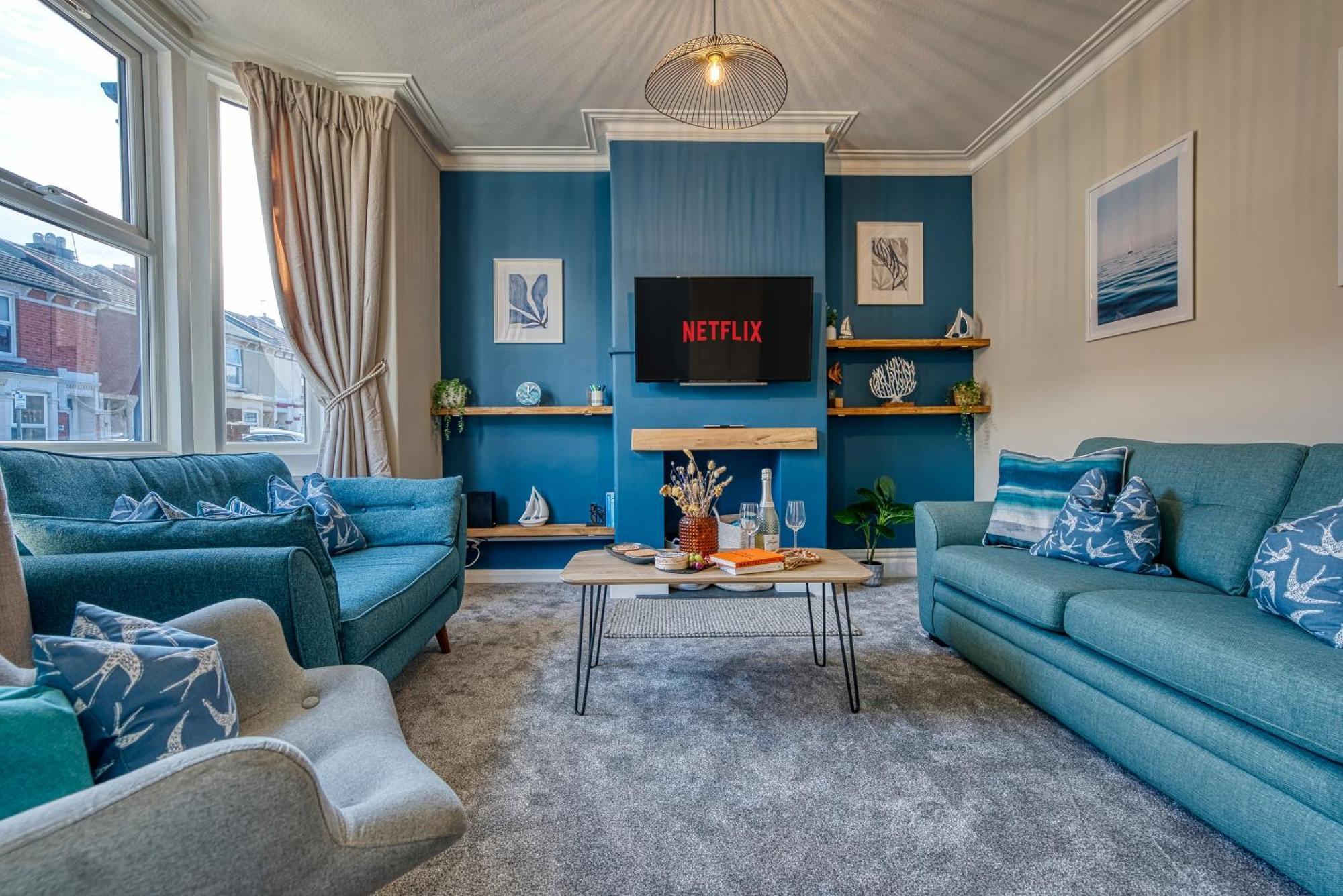 2 Bedrooms Modern, Stunning & Stylish Contractor House, Prime Portsmouth Location With Free Parking Permit, Summer Special Offer!! - By Blue Puffin Stays Dış mekan fotoğraf
